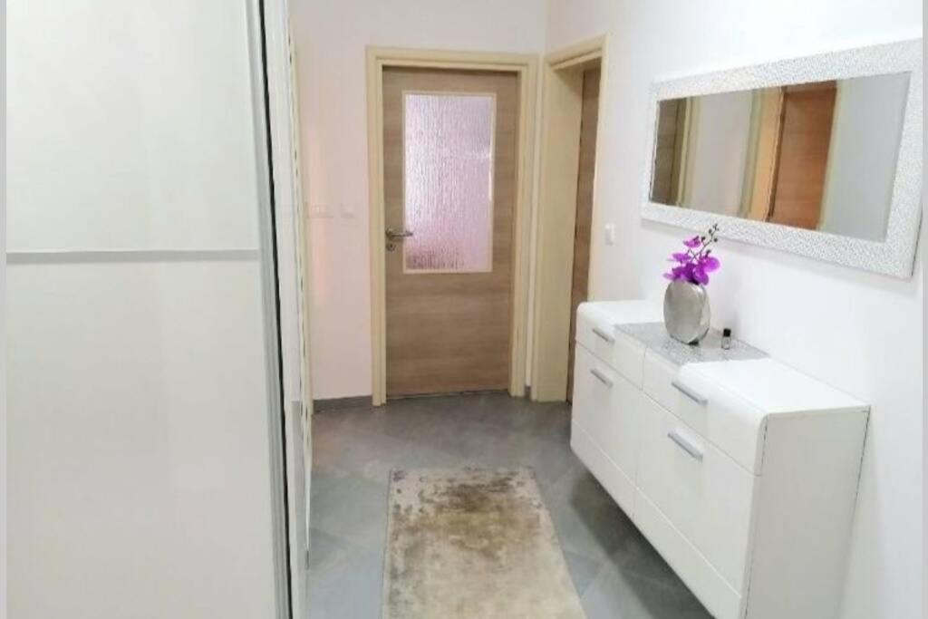 Apartment Zorika Near The Beach Pula Zewnętrze zdjęcie